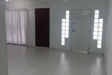 Taman Lembah Keramat AU5