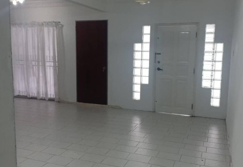 Taman Lembah Keramat AU5