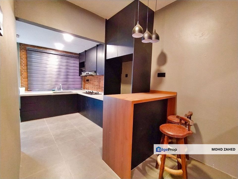 Near surau 50m Double Storey Taman seri Ampang watan desa Halaman, Selangor, Ampang