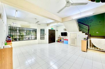 Jalan Sepah Puteri 5/12