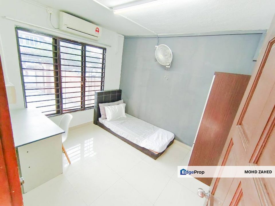 Double Storey Taman Connaught cheras Kl, Kuala Lumpur, Cheras
