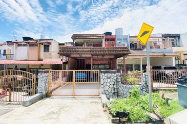 Taman Bukit Anggerik