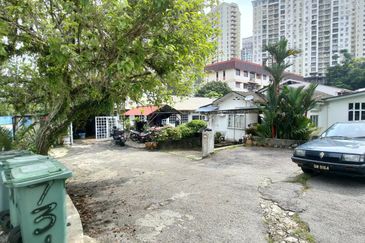 Kampung Datuk Keramat