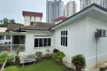 Kampung Datuk Keramat