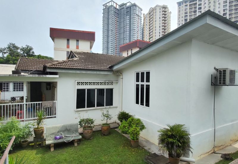 Kampung Datuk Keramat