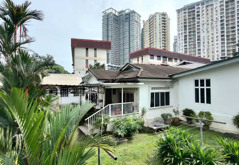 Kampung Datuk Keramat