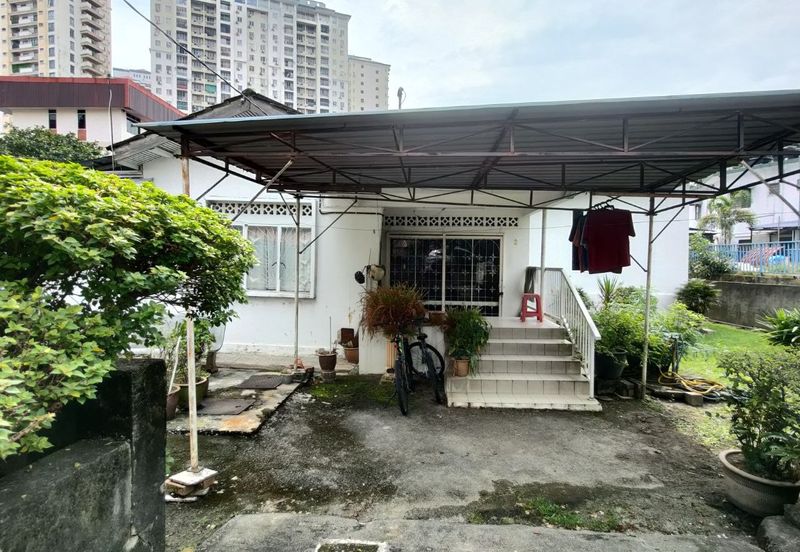 Kampung Datuk Keramat
