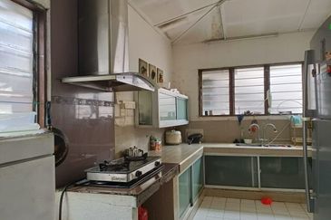 Kampung Datuk Keramat