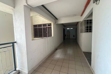 2 carparks sri Ampang Mas Condo Taman Dagang Ampang