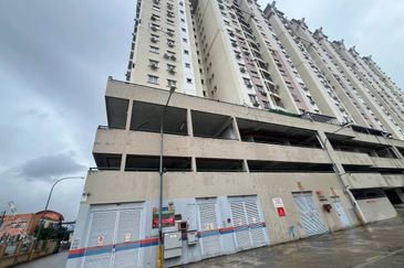 2 carparks sri Ampang Mas Condo Taman Dagang Ampang