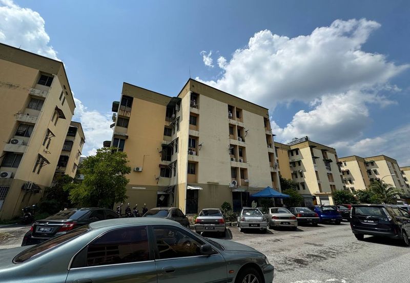 Desa Pandan Apartment