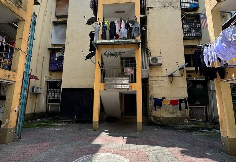 Desa Pandan Apartment