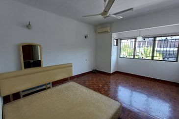 Jalan Sepah Puteri 5/12