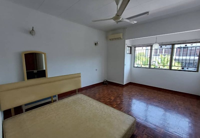 Jalan Sepah Puteri 5/12