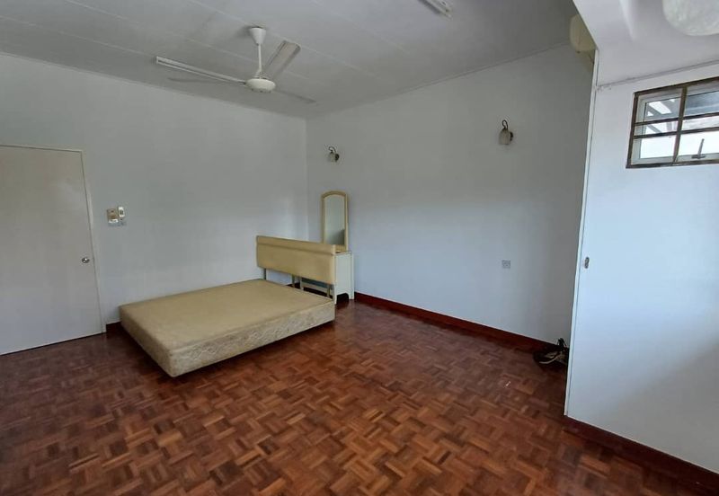 Jalan Sepah Puteri 5/12