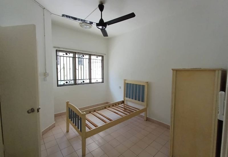 Jalan Sepah Puteri 5/12