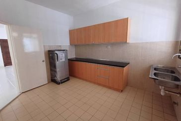 Jalan Sepah Puteri 5/12