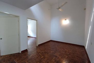 Jalan Sepah Puteri 5/12