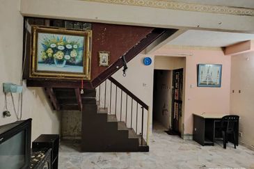 Taman Sri Bayu, Kampung Tasik Tambahan