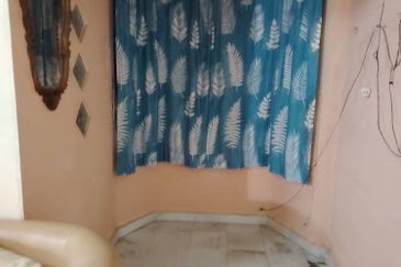 Taman Sri Bayu, Kampung Tasik Tambahan