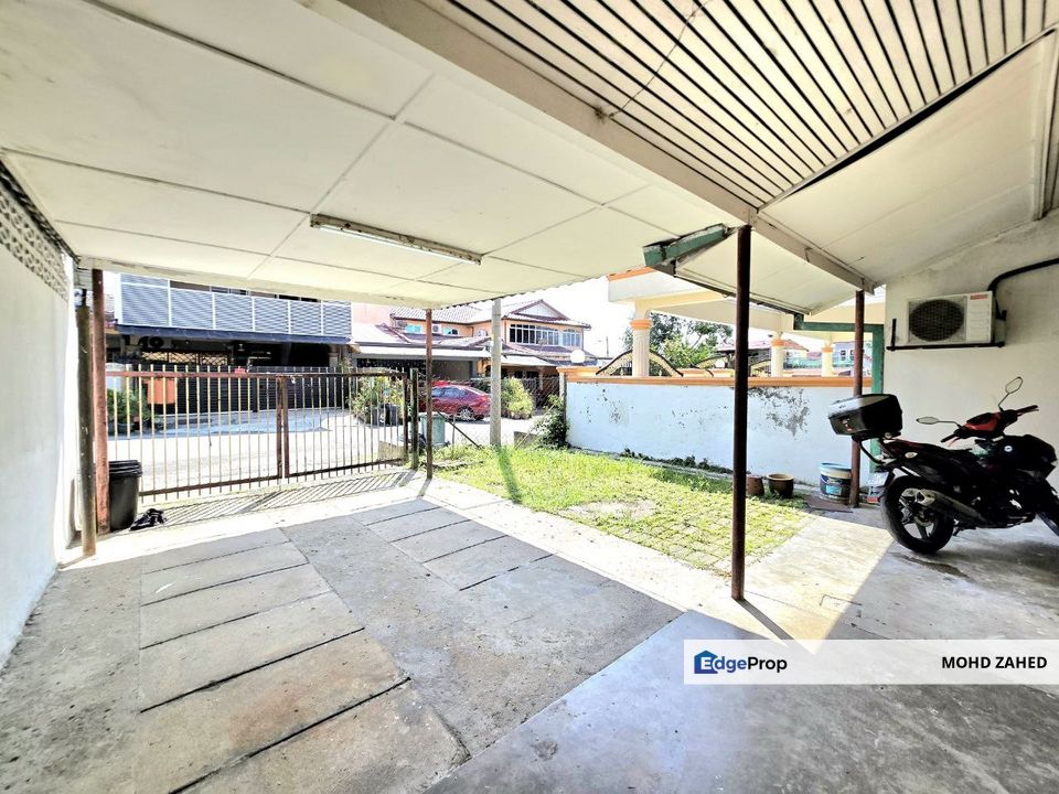 New Refurbished Single Storey Taman tasik tambahan Ampang, Selangor, Ampang
