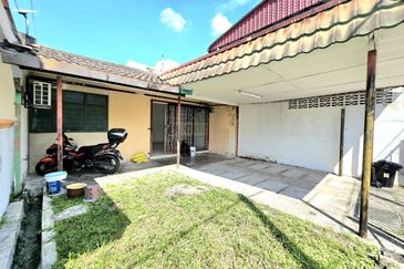 Kampung Tasik Tambahan