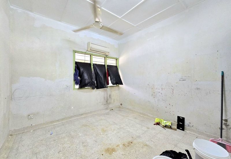 Kampung Tasik Tambahan