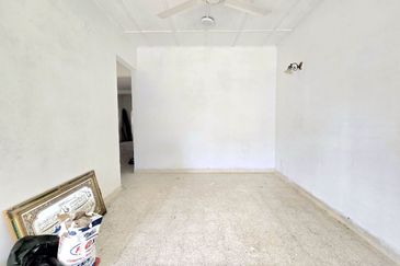 Kampung Tasik Tambahan