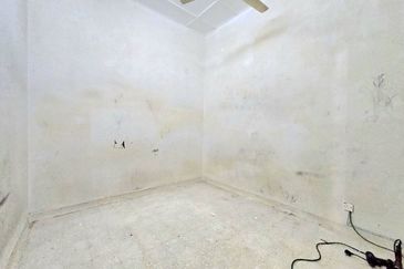 Kampung Tasik Tambahan