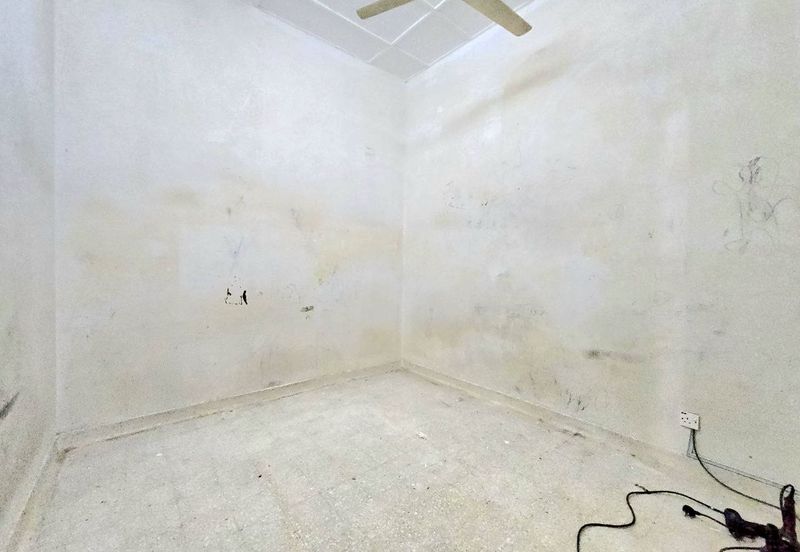 Kampung Tasik Tambahan