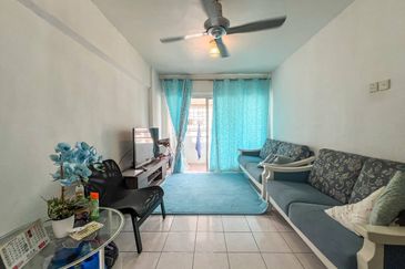 Taman Cahaya, Ampang