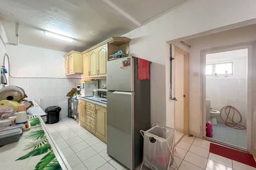 Taman Cahaya, Ampang