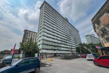 Taman Cahaya, Ampang