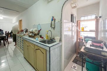 Taman Cahaya, Ampang