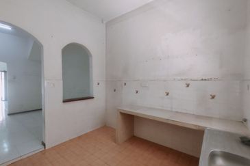 Jalan Sepah Puteri 5/12