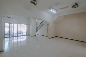 Jalan Sepah Puteri 5/12