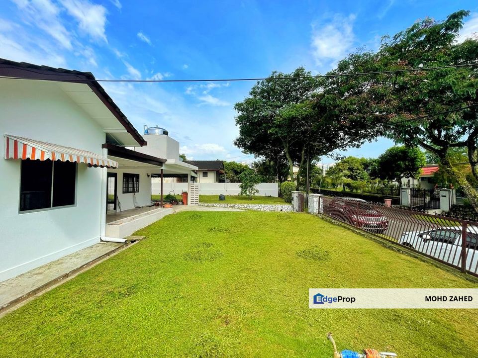 Ss3 A Huge Bungalow Single Storey For Sale, Selangor, Kelana Jaya