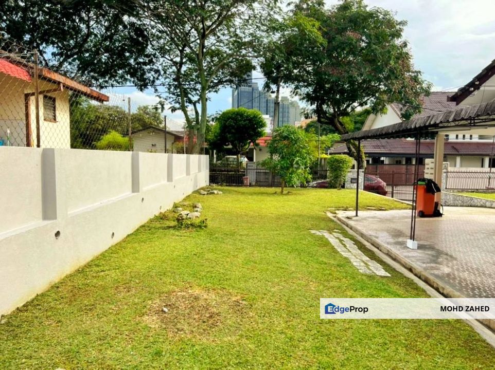 Ss3 A Huge Bungalow Single Storey For Sale, Selangor, Kelana Jaya