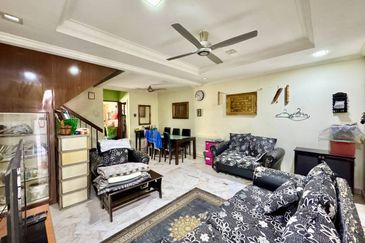 Taman Sri Bayu, Kampung Tasik Tambahan