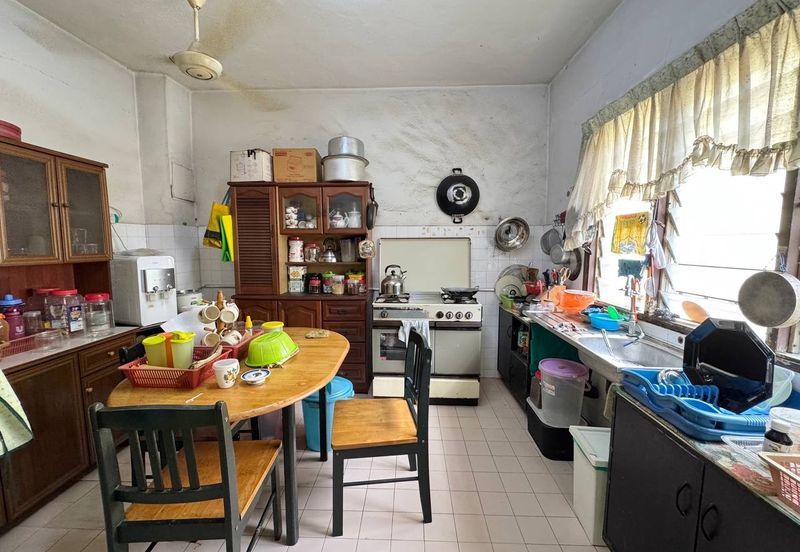 Taman Sri Bayu, Kampung Tasik Tambahan