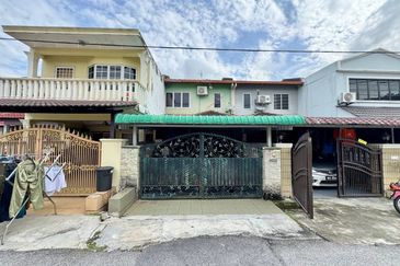 Taman Sri Bayu, Kampung Tasik Tambahan