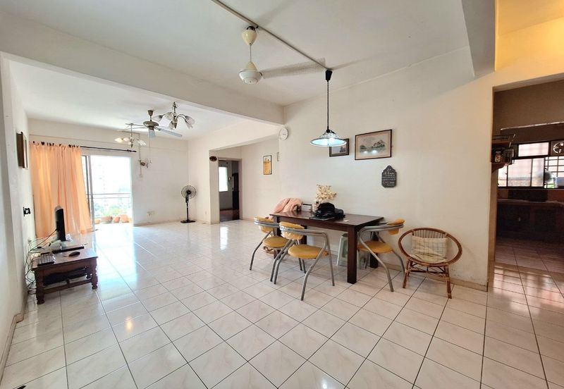 City Garden Palm Villa Condominium