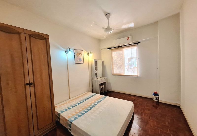 City Garden Palm Villa Condominium