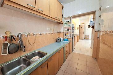 City Garden Palm Villa Condominium