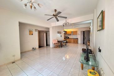 City Garden Palm Villa Condominium