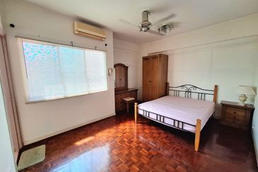 City Garden Palm Villa Condominium