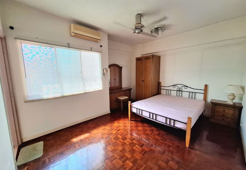 City Garden Palm Villa Condominium