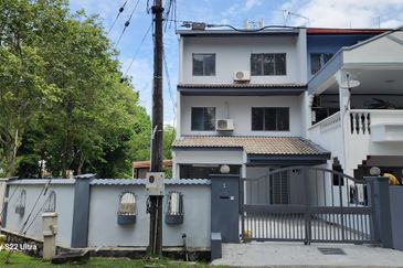 Taman Cahaya, Ampang