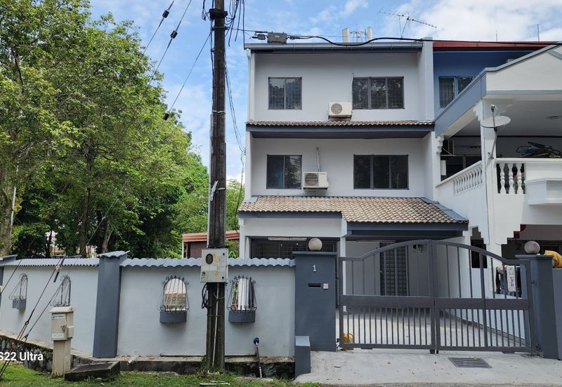 Taman Cahaya, Ampang