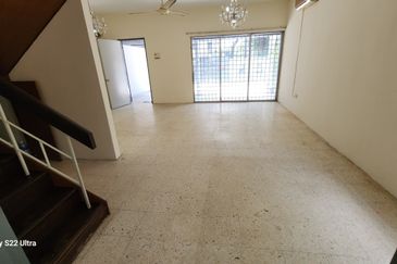 Taman Cahaya, Ampang